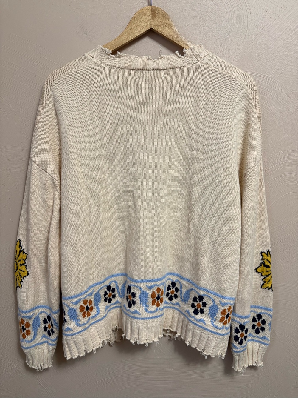 Profound Free People Oversized Floral Knit Horse Distressed Cardigan Size Small - Picture 10 of 12